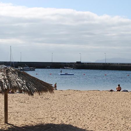 Cozy And Bright Apartment Machico  Esterno foto