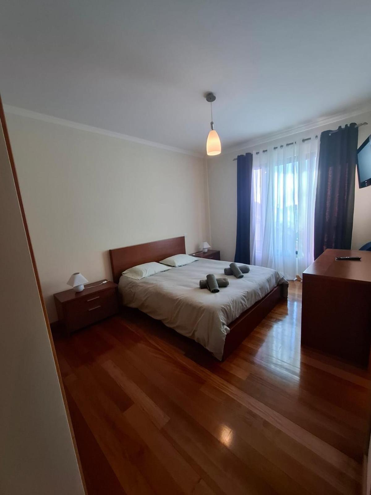 Cozy And Bright Apartment Machico  Esterno foto
