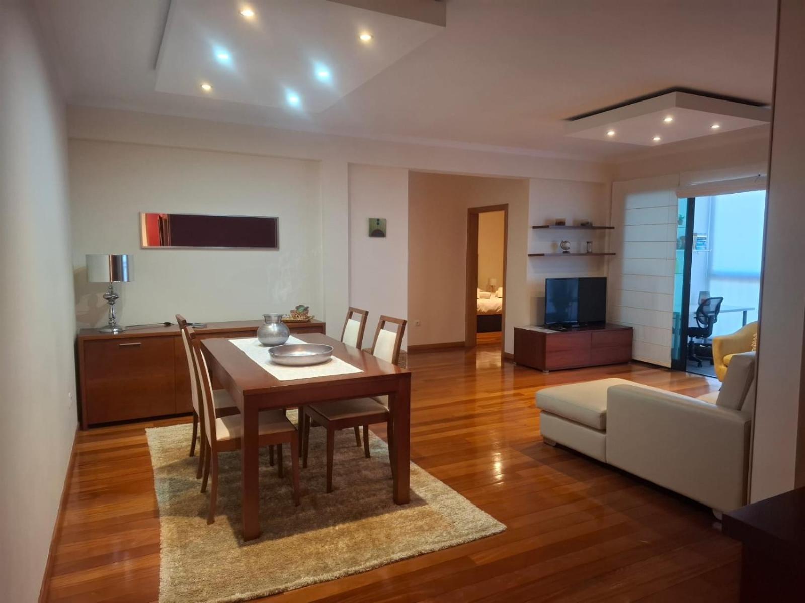 Cozy And Bright Apartment Machico  Esterno foto